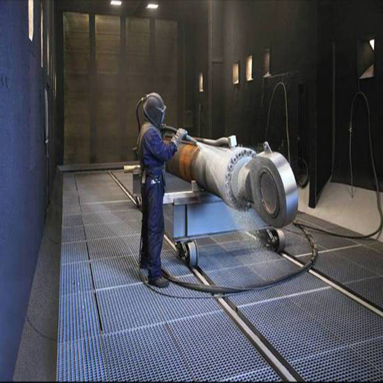 Sand Blasting Room 